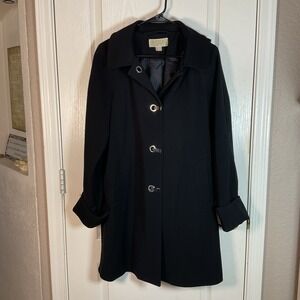 Michael Kors Women's Black Dress Coat Medium with silver toned hardwear closure